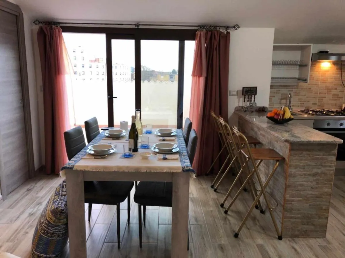 Appartamento Vicino Spiaggia Di Maria Pia 4 Camere 4 Bagni Per 9 Persone 阿尔盖罗 公寓